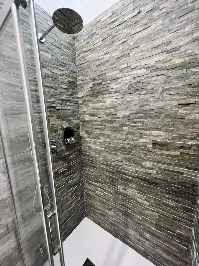 Ca Foscari Harmony Jacuzzi Apartman Milánó Kültér fotó