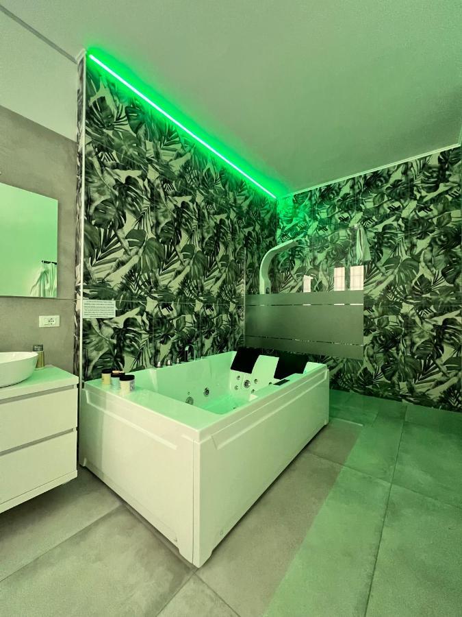 Ca Foscari Harmony Jacuzzi Apartman Milánó Kültér fotó