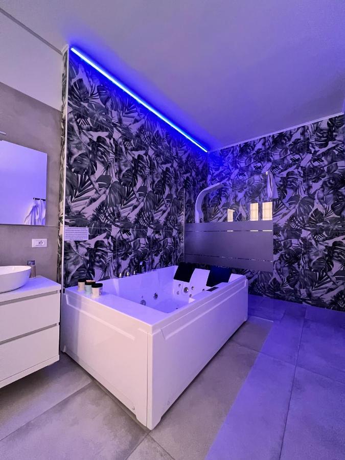 Ca Foscari Harmony Jacuzzi Apartman Milánó Kültér fotó