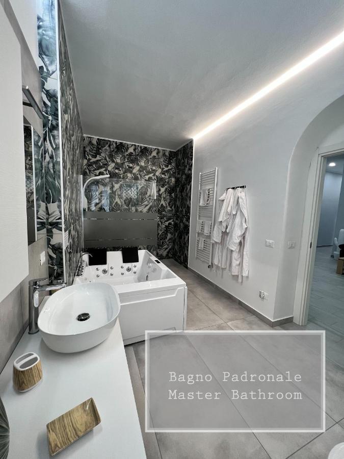 Ca Foscari Harmony Jacuzzi Apartman Milánó Kültér fotó